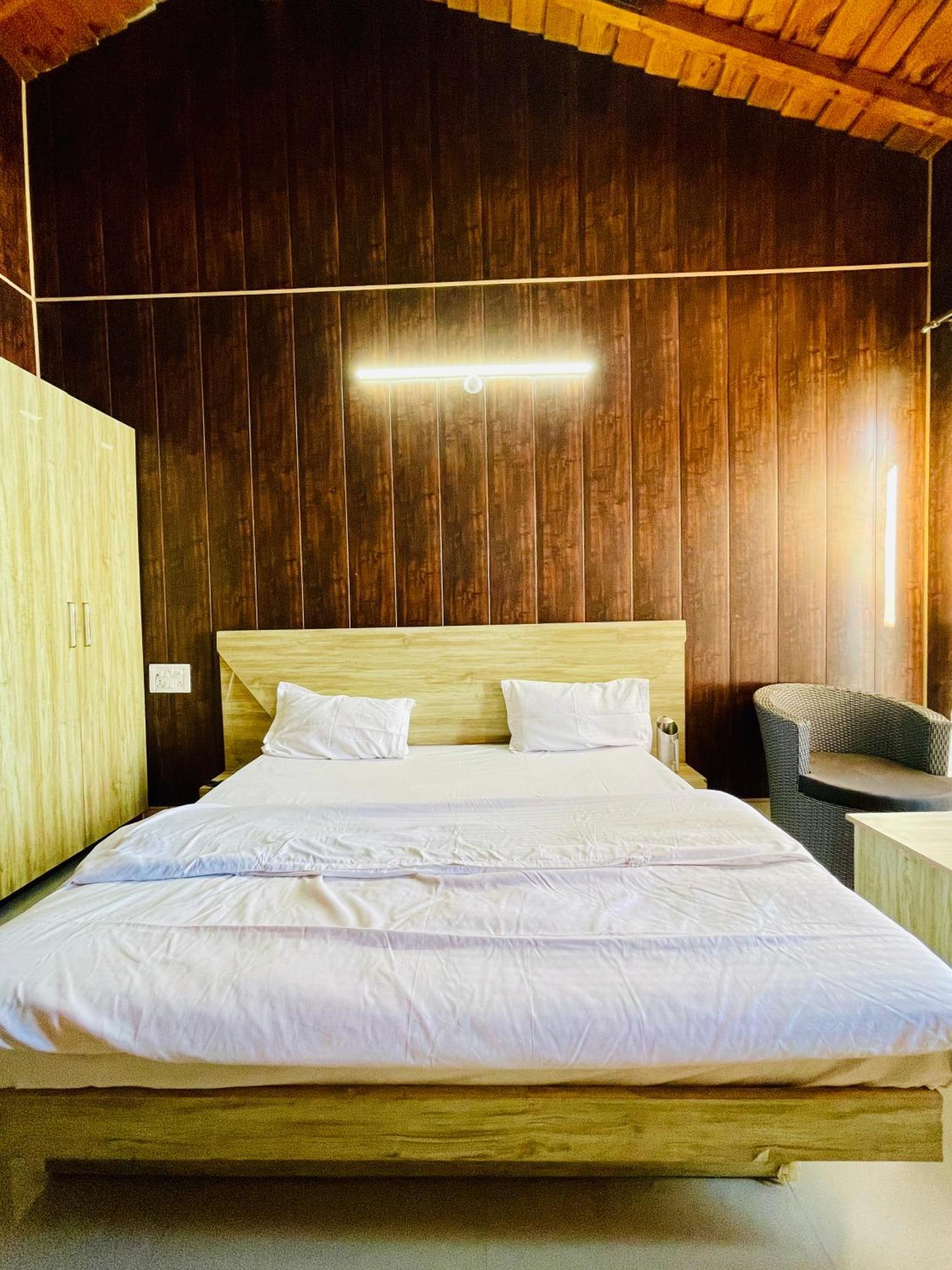 Hotel Vacations Inn Bhowali Exterior photo